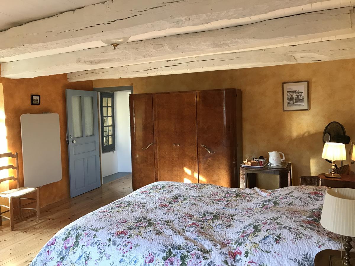Portail Haut Bed and Breakfast Previnquieres Eksteriør billede
